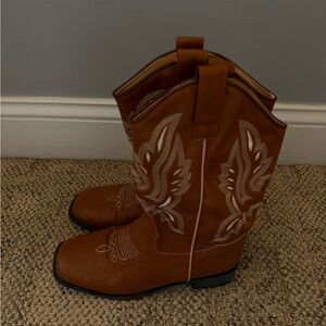 Brown Western Embroidered Boots